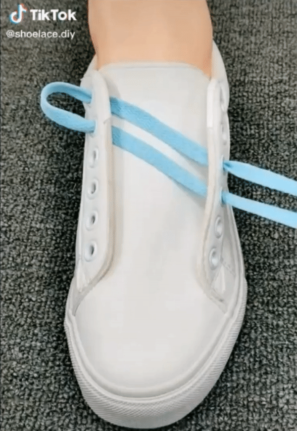 tie shoe laces differently