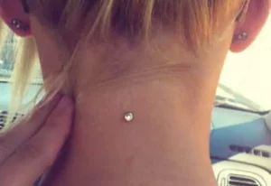 Dermal Piercings – The Pros and Cons