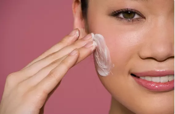 The Best Way To Apply Tinted Moisturizer For Flawless Skin